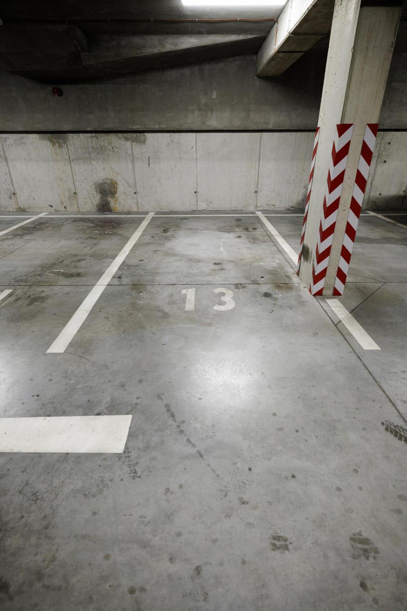 Rose Luxury Apartment & 24H Self Check-In With Private Parking Banská Bystrica Exterior foto